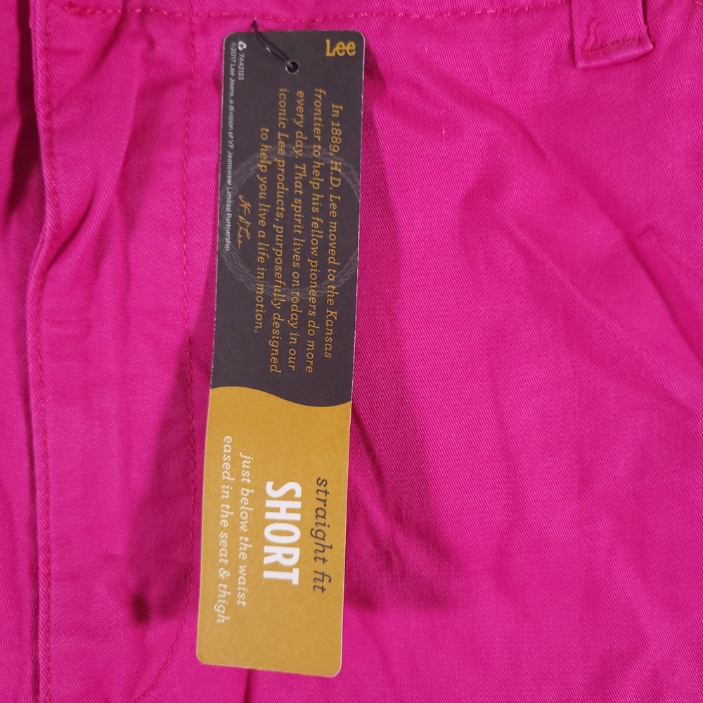 Lee Shorts Womens 18 Medium Pink VT Boysenberry Straight Fit Stretch Casual New - Picture 3 of 10